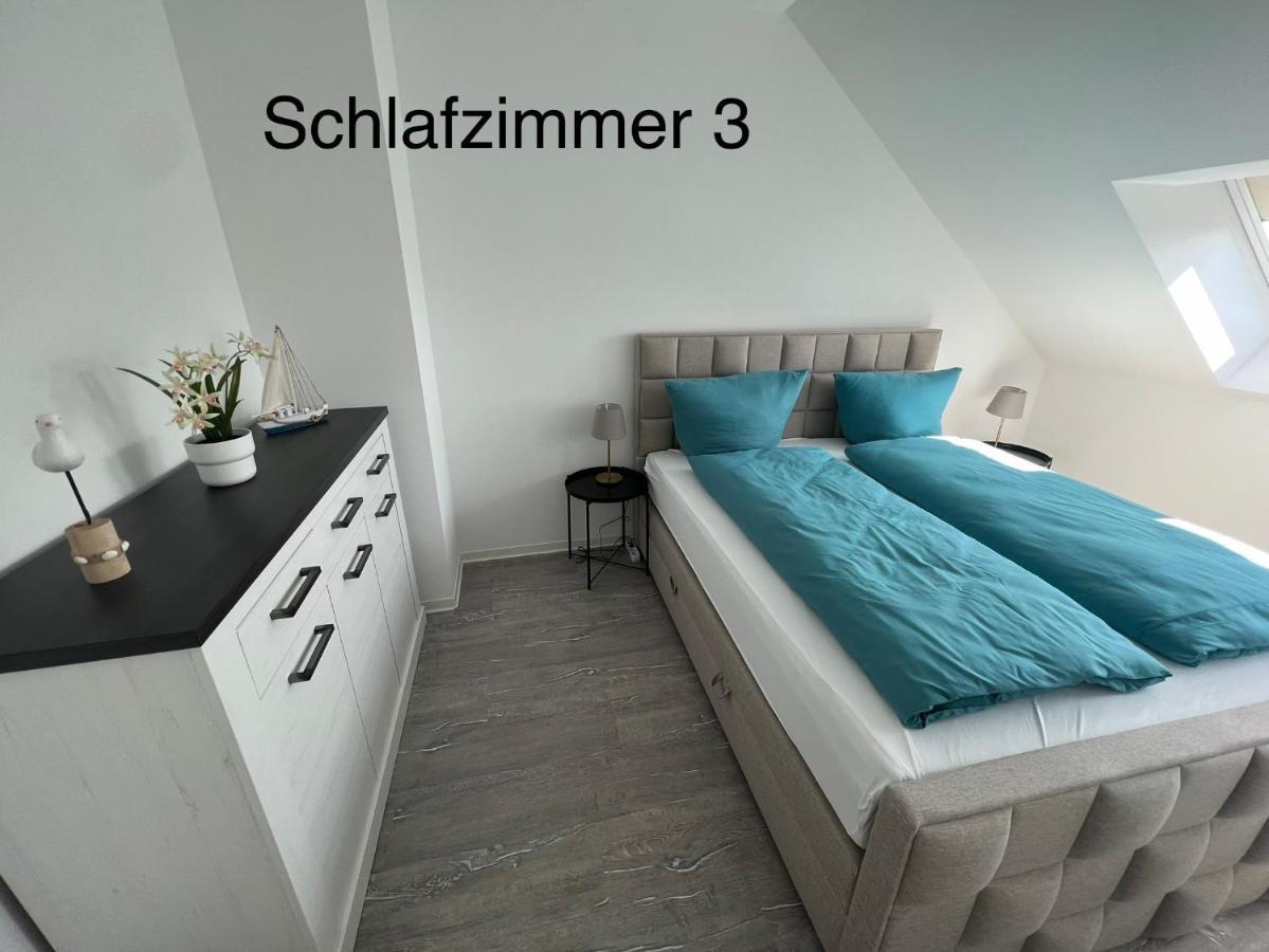Doppelhaushaelfte Mit Terrasse Villa Elmenhorst/Lichtenhagen Dış mekan fotoğraf